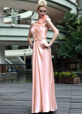 Rose une épaule Applique perlée Prom Satin tissé plissé robe