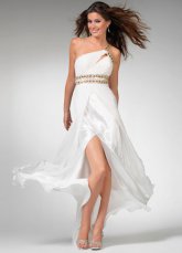Robe de bal en sexy blanc d'épaule single en satin et mousseline de soie avec ruban 