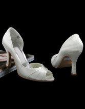 Chaussures de mariage en blanc attractif de 3 1/2'' talon en satin 