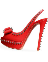 Chaussures en rouge moderne à talons hauts avec plate-forme en peau de mouton 