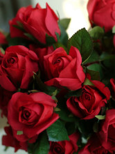 Brilliant Red Roses en tissu de soie de soie Fleurs Bouquet