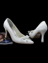 Chaussures de mariage en crème de 3 1/2'' talon en satin 