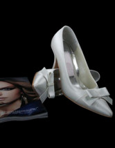 Chaussures de mariage en crème de 3 1/2'' talon en satin 