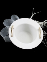 Elegant gaze White Velvet mariage Feather Hat pour la mariée