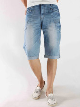 Fashion Blue 98% Cotton 2% Fiber Studded Mens Short Jeans
