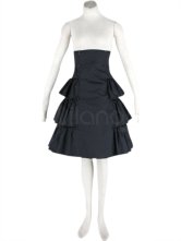 Jupe de Lolita en coton avec ride et boutons noirs  
