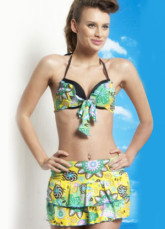 Charmant maillot de bain 2 pièces très en vogue en polyester jaune détail impression avec noeud 