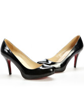 Escarpins noires et vernies de 4 3/4'' talons 