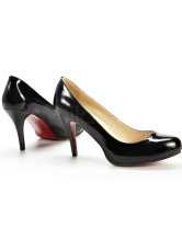 Escarpins noires et vernies de 4 3/4'' talons 