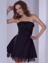 Robe de retrouvaille de cocktail noire sans bretelles au perlage en satin