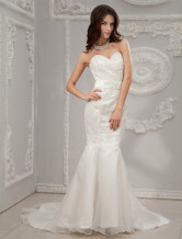White Strapless Sweetheart Mermaid Trumpet Yarn Wedding Dress