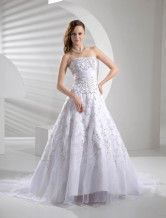 Robe de mariée d'A-ligne sans bretelles en tulle avec broderie  