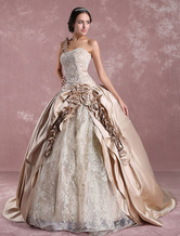 Luxuriöses Hochzeitskleid mit Herzausschnitt und einem Träger