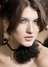 Glamorous Black Flower Acrylic Spandex Womens Collar Choker