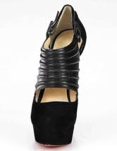 Chunky haut talon en peau de mouton Buckle Womens rouge Bas chaussures noires