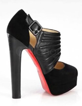 Chunky haut talon en peau de mouton Buckle Womens rouge Bas chaussures noires