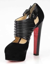 Chunky haut talon en peau de mouton Buckle Womens rouge Bas chaussures noires
