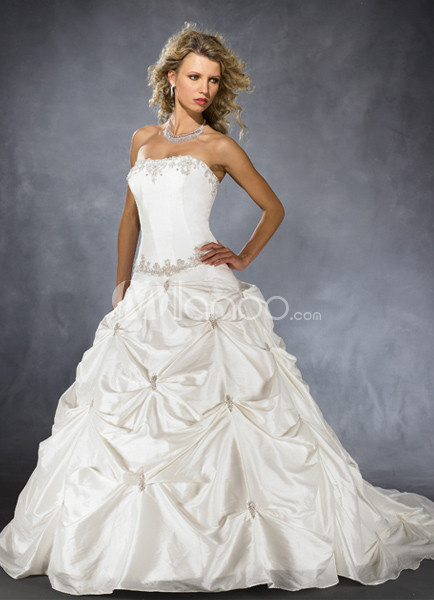 Ball Gown Strapless Beading Taffeta Wedding Dress