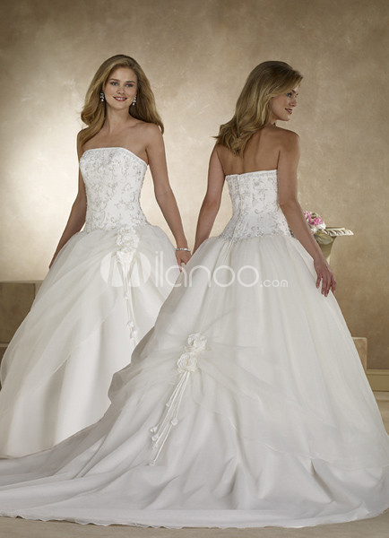 White Ball Gown Applique Satin Organza Wedding Dress With Strapless Design