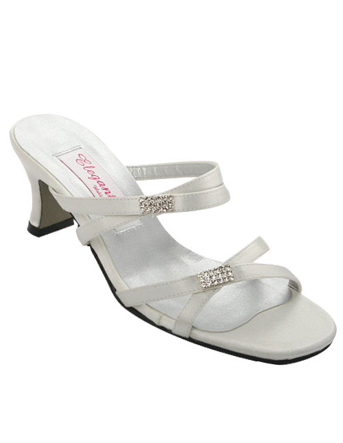 Mariage Ivoire sandales, satin, talon hight est 2 12 pouces ... Mariage Ivoire sandales, satin, talon hight est 2 12 pouces ...