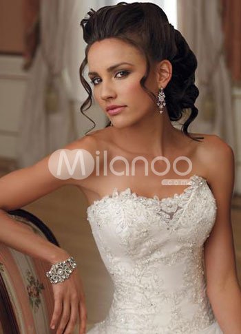 Aline Strapless Sweetheart Beading Embroidery Satin Lace Wedding Dress