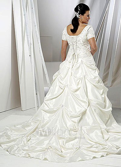 Beach Wedding Dresses  Size on Plus Size Sweetheart Beading Satin Wedding Dress   Milanoo Com