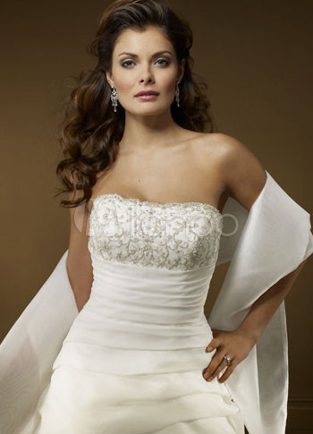 Lace Captivating White Aline Strapless Satin Organza Wedding Gown