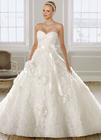 Ivory Brocade Lace Sweet Heart Bridal Wedding Dress<br />