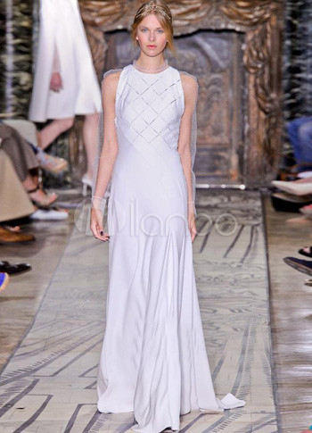 White Satin Sleeveless Ladies Evening Dress