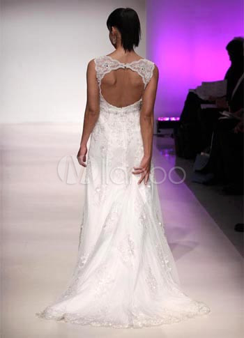 White Lace Backless Ladies Spring 2012 Wedding Trends Dress White Lace Backless Ladies Spring 2012 Wedding Trends Dress