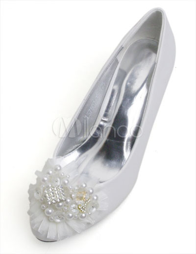 Jeweled Wedding Shoes on White Leather Floral Rhinestone Wedding Bridal Shoes   Milanoo Com