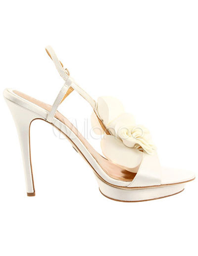 Prom Shoes White on Fabuloso Blanco 4 7   10  De Tac  N 5 4  Plataforma De Flores De Raso