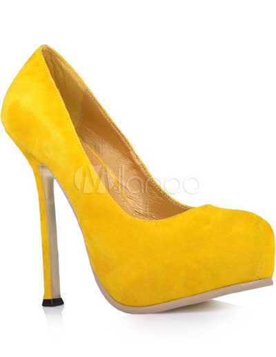 Yellow High Heels Shoes on Avoid Wearing High Heels   On Snowy  Icy And Rainy Days Wear Boots To