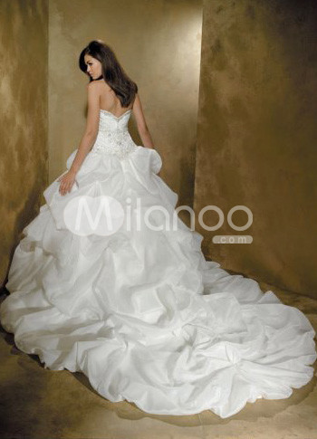 Elegant White Satin Organza Strapless Ball Gown Wedding Dress