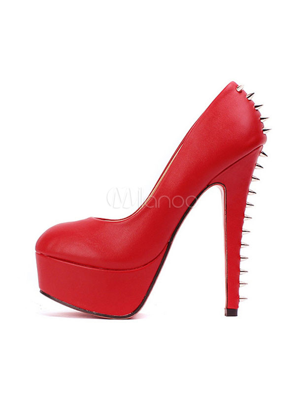 chaussure clou