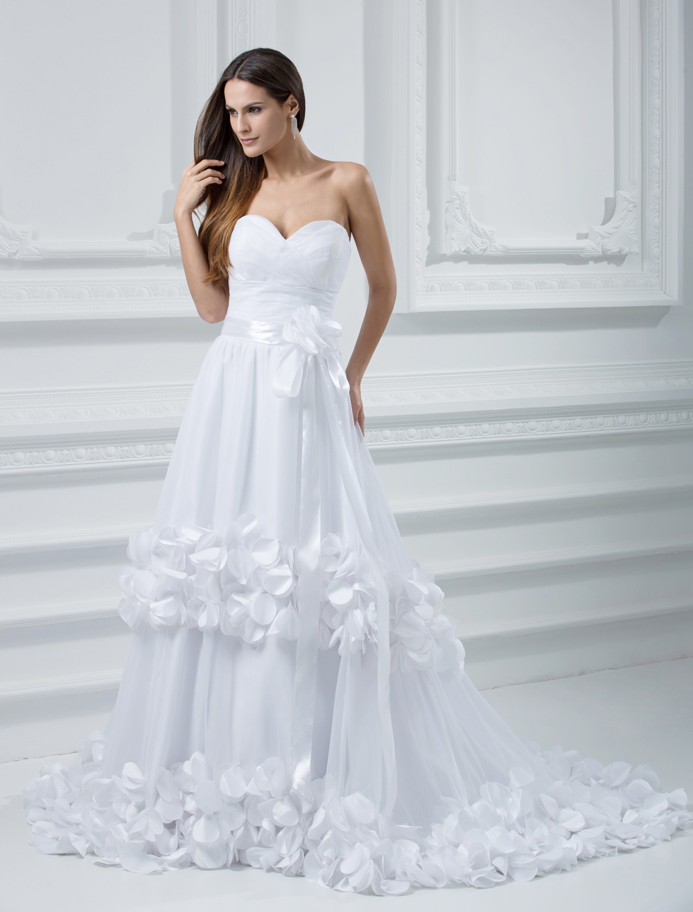 Romantic White Tulle A-line Sweetheart Celebrity Wedding Dresses