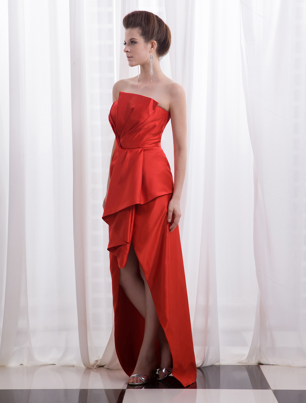 Sheath-Strapless-Red-Satin-Pleated-Celebrity-Dress-367327-6.jpg