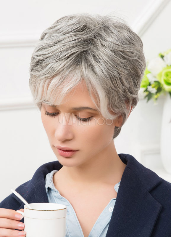 Capelli Corti Grigio Argento