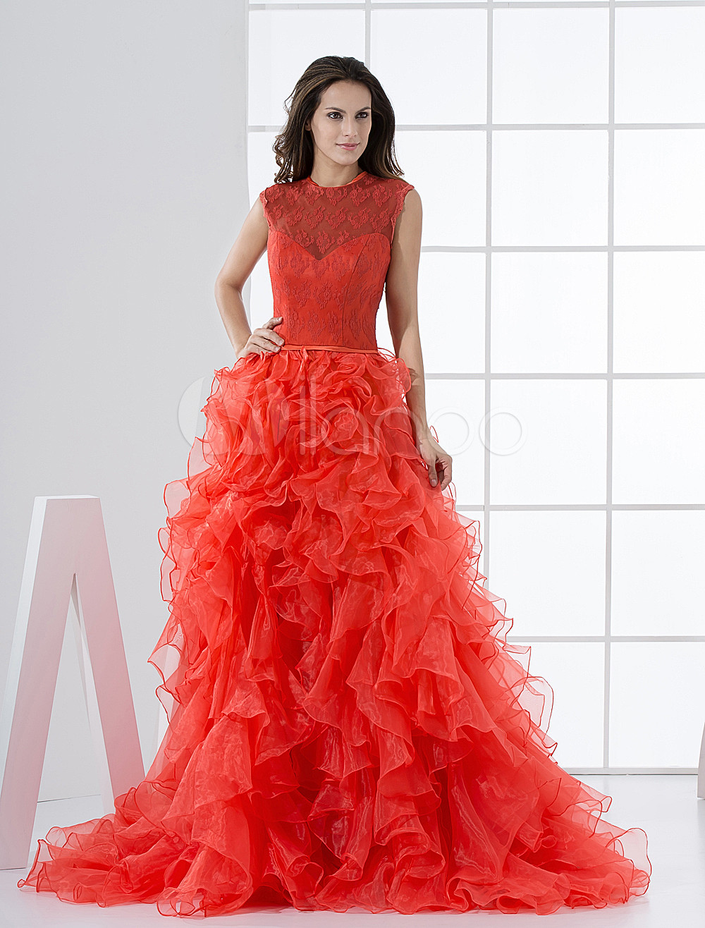 Luxurious Red Jewel Neck Organza Bridal Wedding Dress (Red Wedding Dress) photo