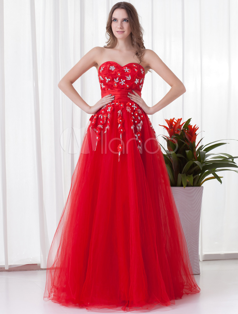 Princess Silhouette Red Net Embroidered Sweetheart Women's Prom Dress (Wedding Prom Dresses) photo