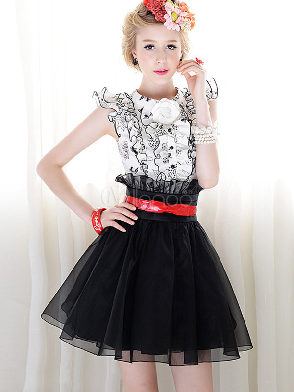 Romantic style clothing. Romantic style clothing.