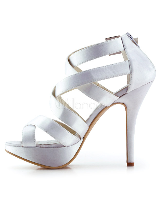 chaussures ouvertes blanches