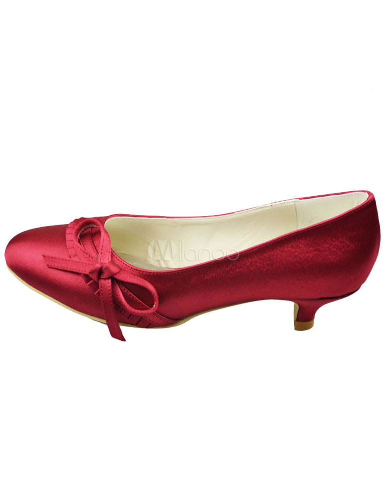 Chaussure de mariÃ©e en satin bordeaux Ã  petit talon bout roman avec ...
