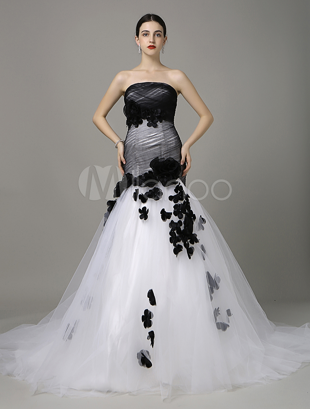 Black Mermaid Wedding Dress Strapless Sweetheart Flower Applique Tulle Chaple Train Bridal Gown Milanoo photo