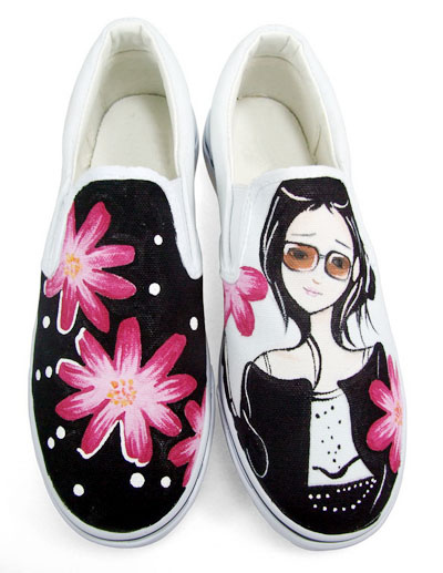

White Floral Canvas TPR Sole Womens Painted Shoes