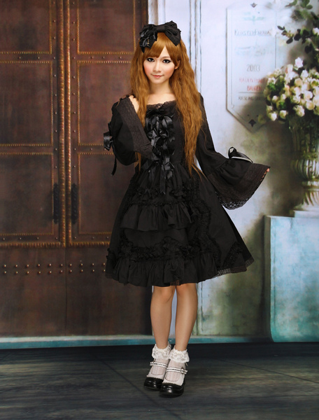 Image of Vestito da Lolita nero dolce in cotone con maniche corte e collo squadrato multistrato