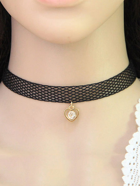 

Women's Black Choker Chic Heart Detail Short Necklace