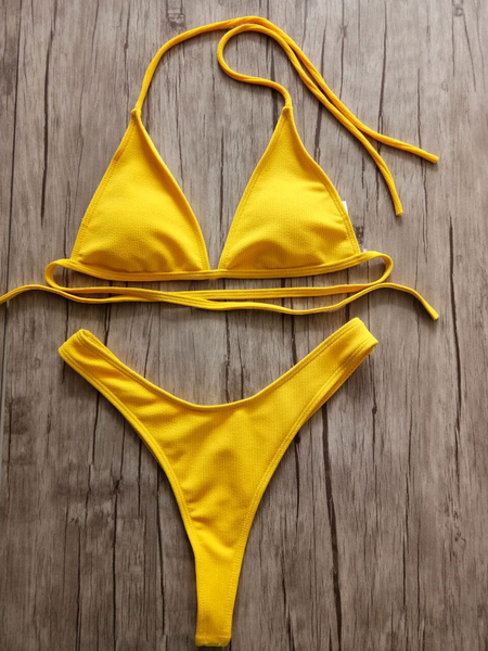 

Milanoo Two Piece Swimsuit Halter Sleeveless Low Waist Women Yellow Beach Bathing Suit, Black;white;deep coffee;yellow