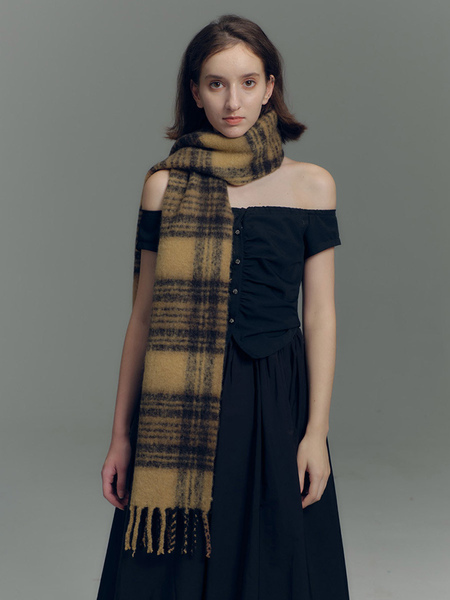 Image of Sciarpa in lana scozzese con frange Classico vintage autunno inverno avvolgente per donna