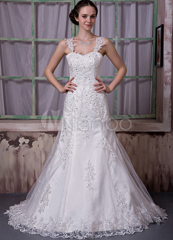 Ivory Satin Lace Sweetheart Beading A-line Wedding Dress